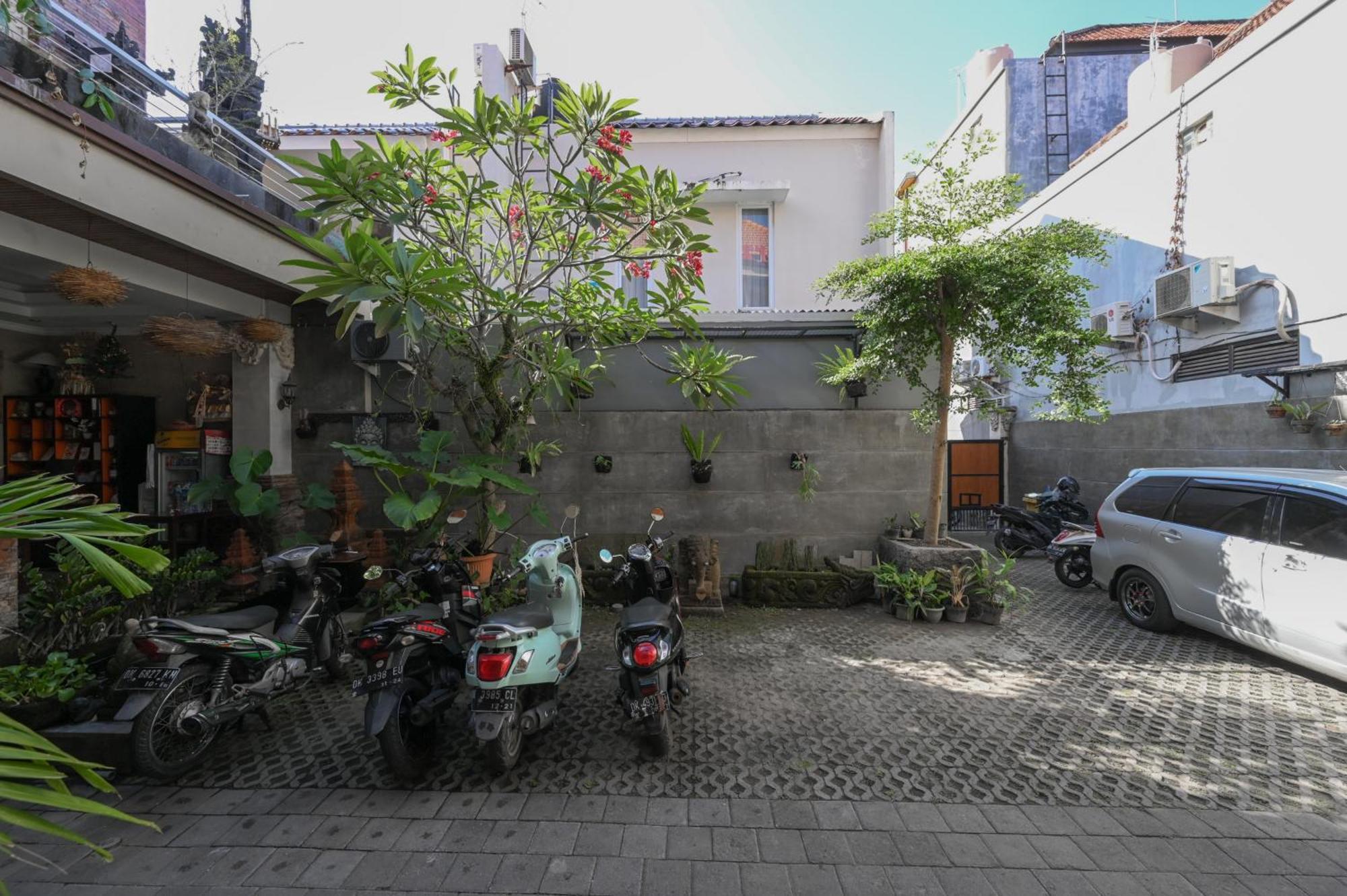 Reddoorz Near Mertasari Beach 2 Pesanggaran Екстериор снимка