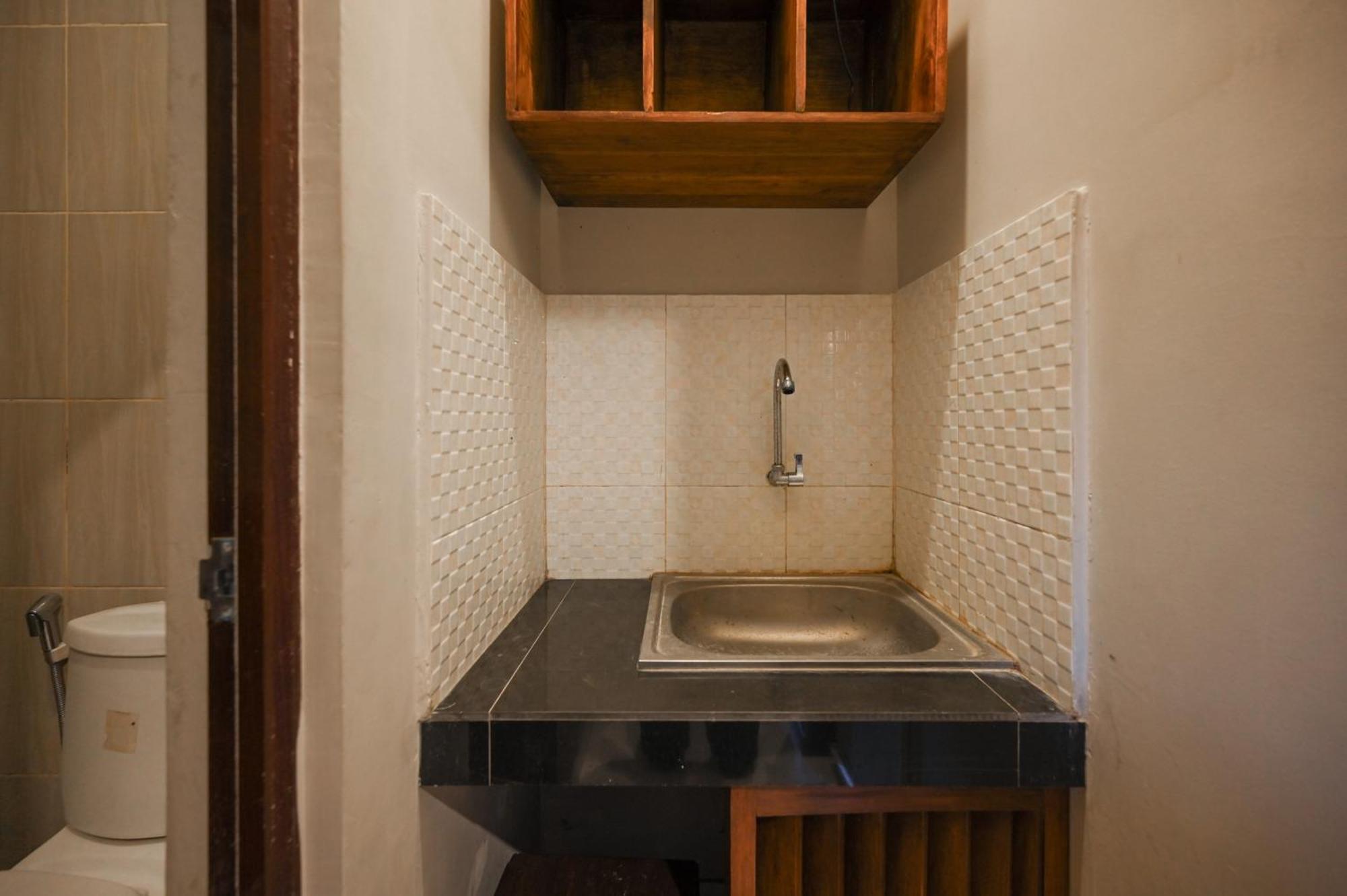 Reddoorz Near Mertasari Beach 2 Pesanggaran Екстериор снимка