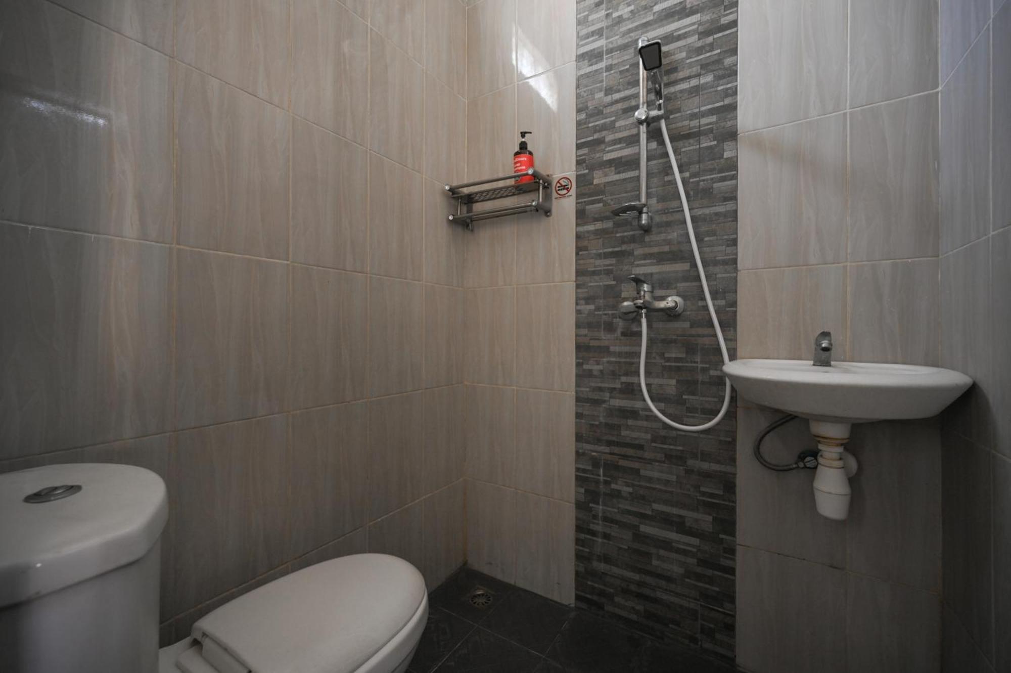 Reddoorz Near Mertasari Beach 2 Pesanggaran Екстериор снимка