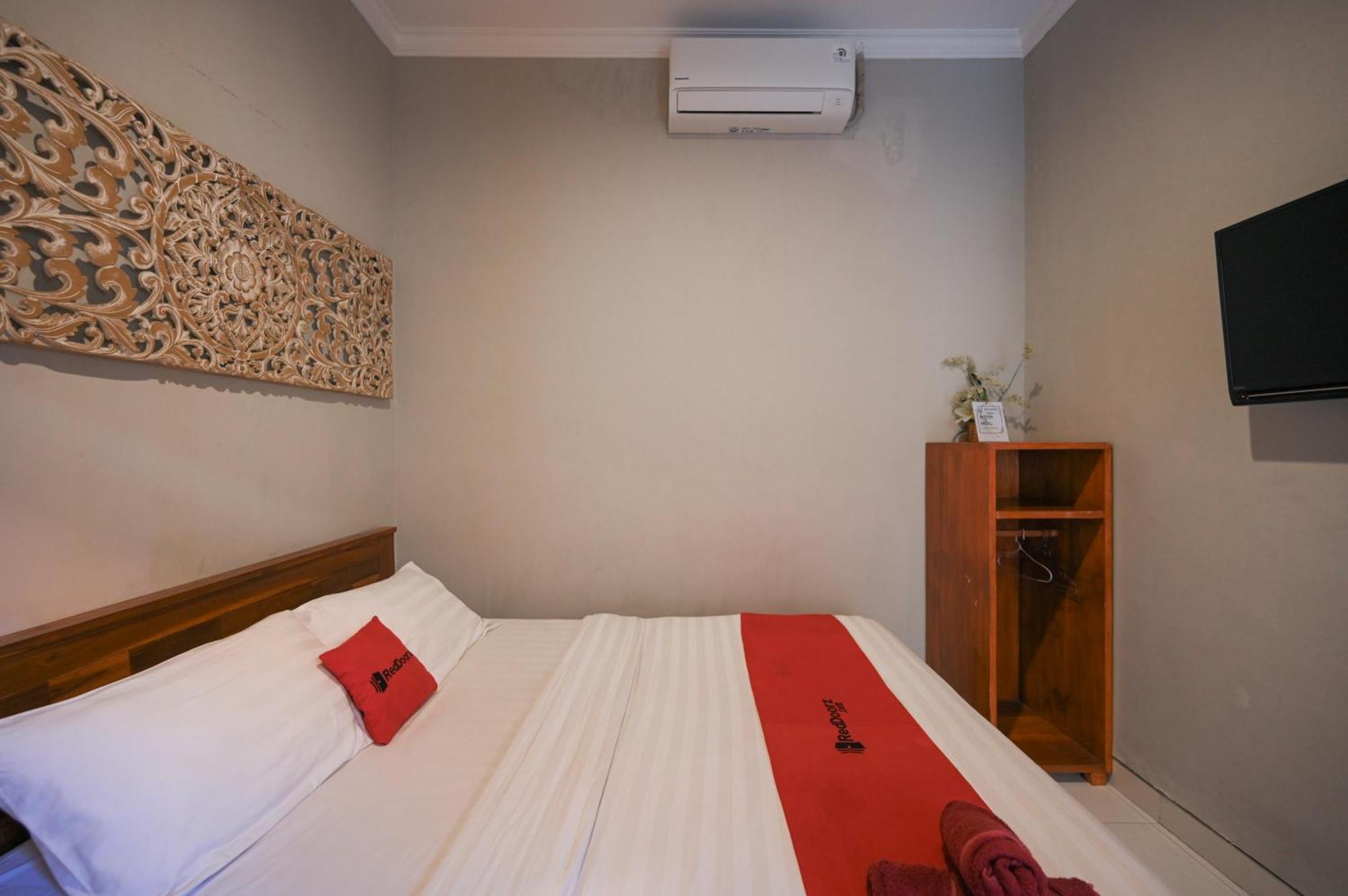 Reddoorz Near Mertasari Beach 2 Pesanggaran Екстериор снимка