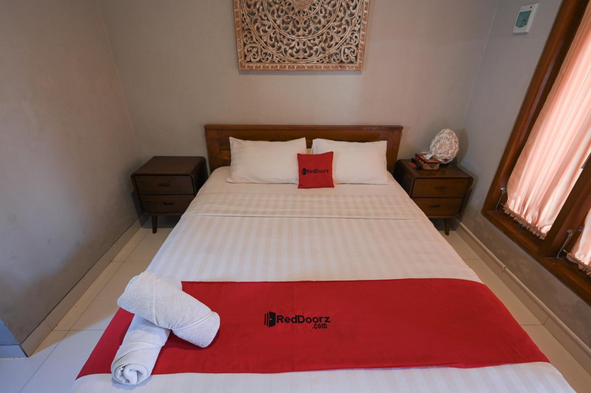Reddoorz Near Mertasari Beach 2 Pesanggaran Екстериор снимка