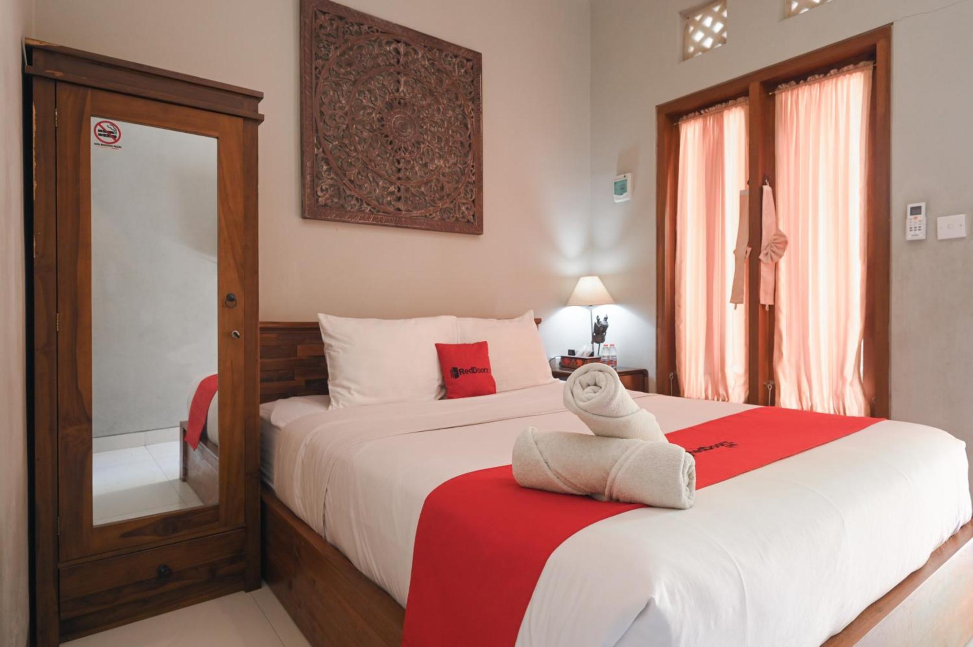 Reddoorz Near Mertasari Beach 2 Pesanggaran Екстериор снимка
